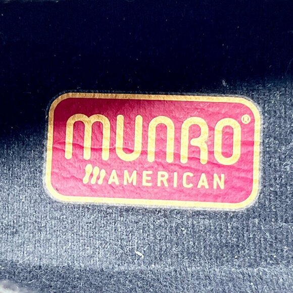 Munro Danielle Leather Pump. Chunky Low Block Heels. Dark Brown. Size  8 - Picture 9 of 15